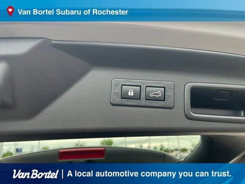 Certified 2025 Subaru Forester Touring AWD/4WD image 29