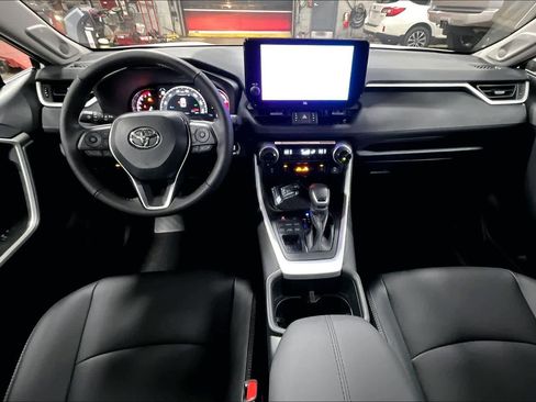New 2025 Toyota RAV4 XLE Premium image 5