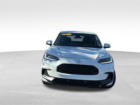 Certified 2025 Honda HR-V LX image 2