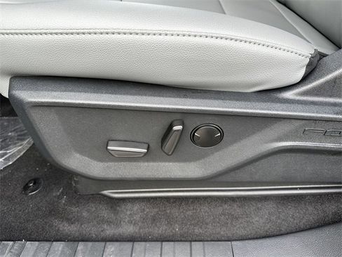 New 2025 Ford F150 Lightning Flash image 19