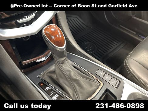 Used 2013 Cadillac SRX Luxury w/ Driver Awareness Package AWD/4WD image 26