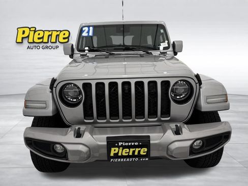 Used 2021 Jeep Wrangler Unlimited Sahara AWD/4WD image 11