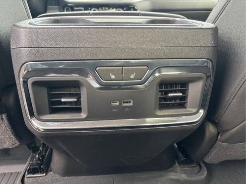 Used 2023 Chevrolet Silverado 1500 LTZ image 15