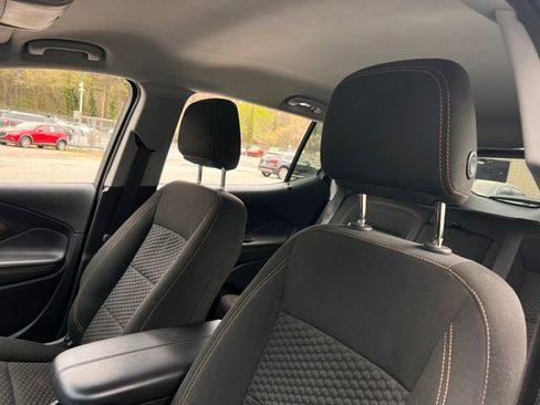 Used 2020 GMC Terrain SLE w/ Driver Convenience Package image 15