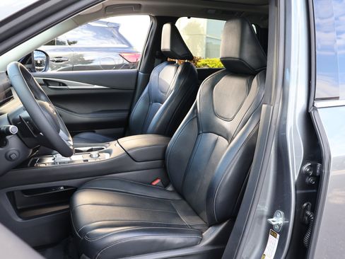Certified 2023 INFINITI QX60 Luxe image 2