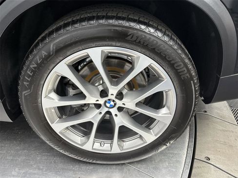 Used 2021 BMW X5 xDrive40i w/ Convenience Package image 27