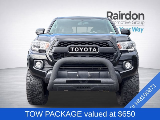 Used 2017 Toyota Tacoma SR5 w/ Tow Package AWD/4WD image 2