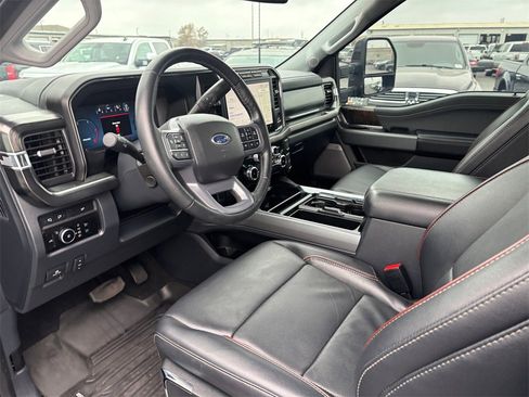 Used 2023 Ford F350 Lariat w/ Lariat Ultimate Package image 9