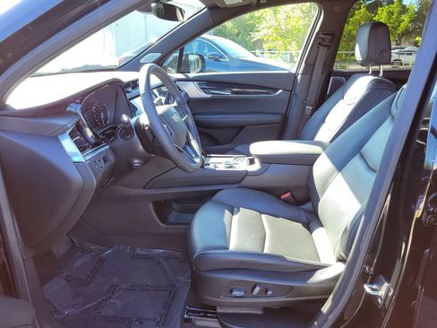 Certified 2023 Cadillac XT6 Premium Luxury image 22