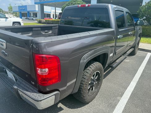 Used 2011 Chevrolet Silverado 1500 LS image 6