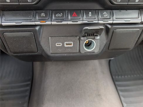Used 2019 Chevrolet Silverado 1500 RST w/ All-Star Edition AWD/4WD image 37