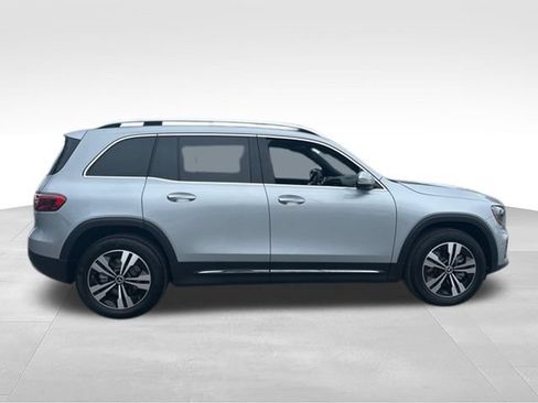 Used 2026 Mercedes-Benz GLB 250 image 7