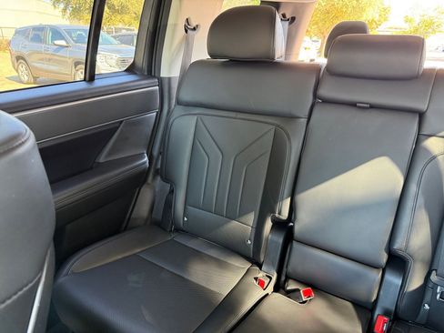 Used 2025 Hyundai Santa Fe SEL image 39