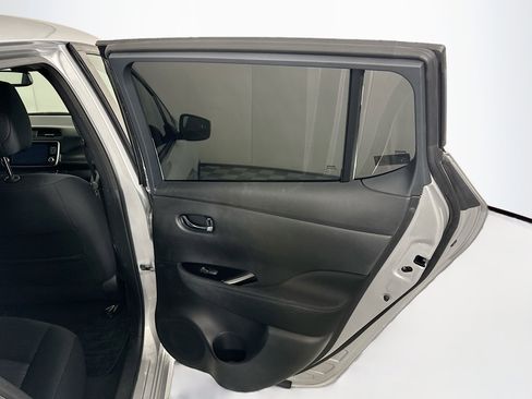 Used 2019 Nissan Leaf SV Plus w/ SV Plus Technology Package image 28