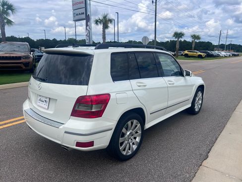 Used 2011 Mercedes-Benz GLK 350 2WD image 2
