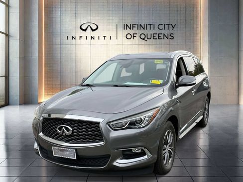 Used 2020 INFINITI QX60 Luxe w/ Essential Package AWD/4WD image 3