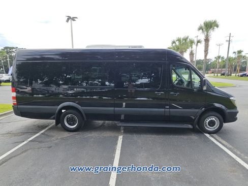 Used 2016 Mercedes-Benz Sprinter 3500 image 6