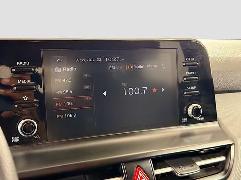 Used 2024 Kia Seltos LX AWD/4WD image 15