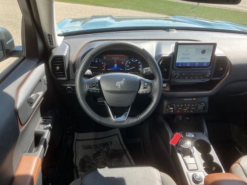 Used 2023 Ford Bronco Sport Outer Banks AWD/4WD image 18