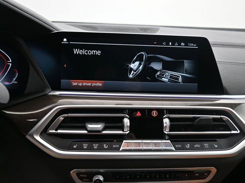 Certified 2022 BMW X5 sDrive40i w/ Premium Package image 17