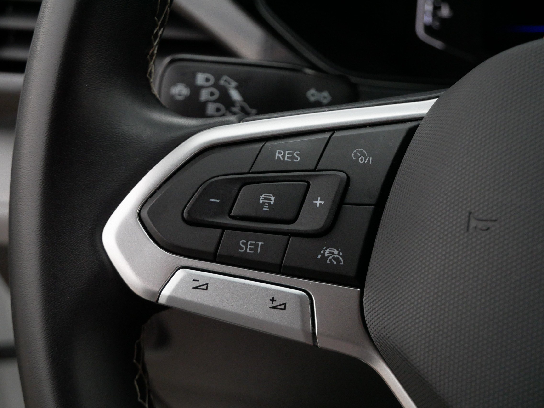 Certified 2023 Volkswagen Taos SEL AWD/4WD image 26