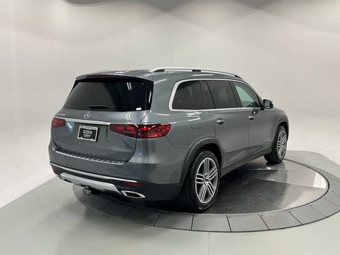 Certified 2024 Mercedes-Benz GLS 450 4MATIC image 8