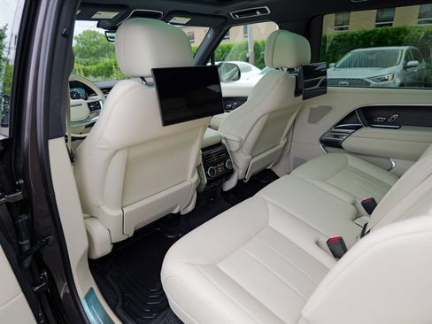 Used 2023 Land Rover Range Rover Long Wheelbase Autobiography AWD/4WD image 28
