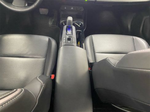 Used 2023 Toyota Prius XLE image 11