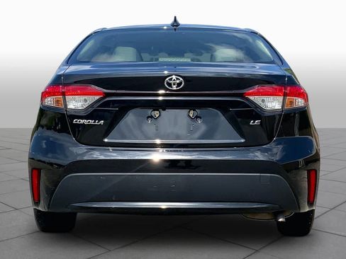 Used 2021 Toyota Corolla LE FWD image 5