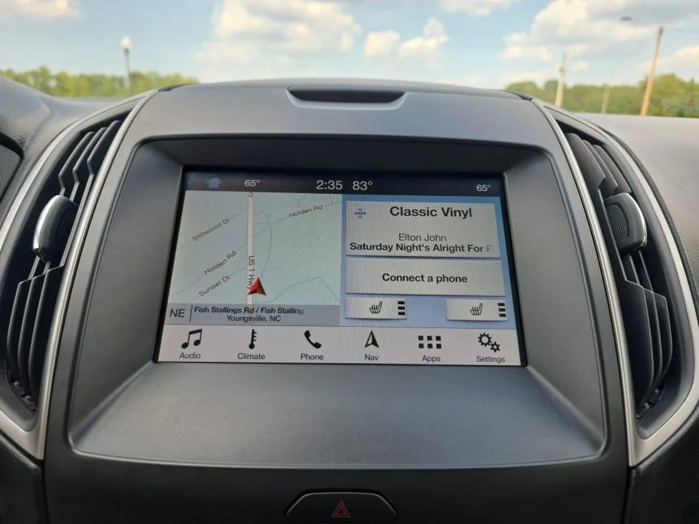 Used 2019 Ford Edge SEL w/ Equipment Group 201A FWD image 26