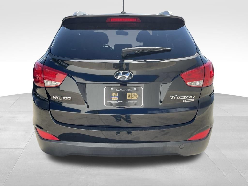 Used 2011 Hyundai Tucson Limited FWD image 6