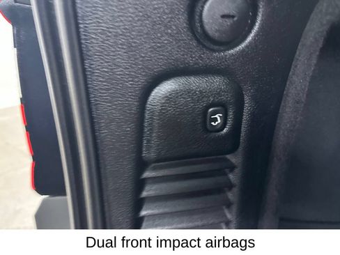 Used 2025 Dodge Durango R/T w/ Blacktop Package AWD/4WD image 32