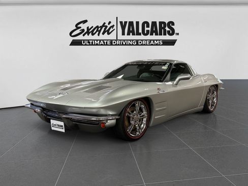 Used 2008 Chevrolet Corvette Coupe w/ Preferred Equipment Group RWD image 1