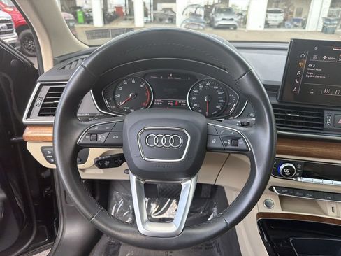 Used 2023 Audi Q5 2.0T Premium w/ Convenience Package AWD/4WD image 21
