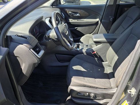 Used 2018 GMC Terrain SLE w/ Driver Convenience Package AWD/4WD image 10