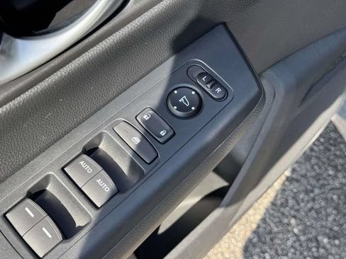 Used 2024 Honda CR-V Sport image 16