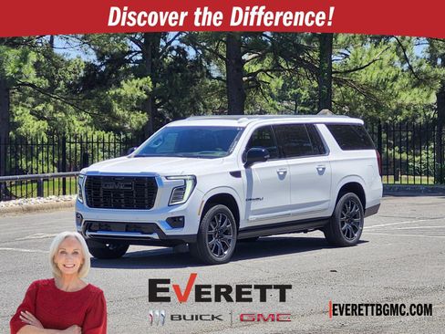 New 2026 GMC Yukon XL Denali w/ Denali Reserve Package AWD/4WD image 1