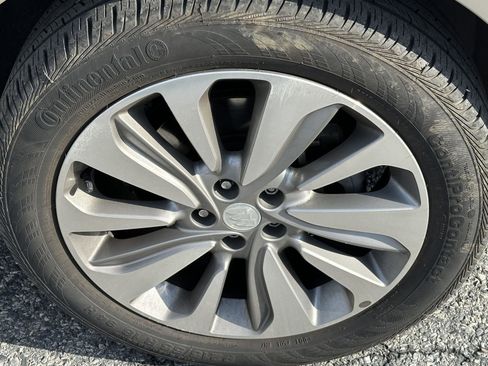 Used 2020 Buick Encore Preferred image 10