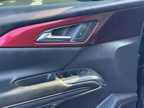 Used 2026 Chevrolet Traverse Z71 image 23