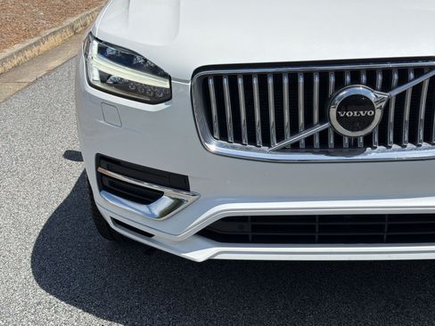 Used 2023 Volvo XC90 B5 Plus w/ Protection Package Premier AWD/4WD image 6