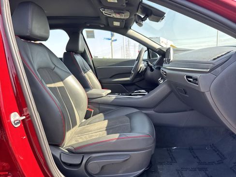 Used 2023 Hyundai Sonata SEL Plus w/ Preferred Accessory Package image 40