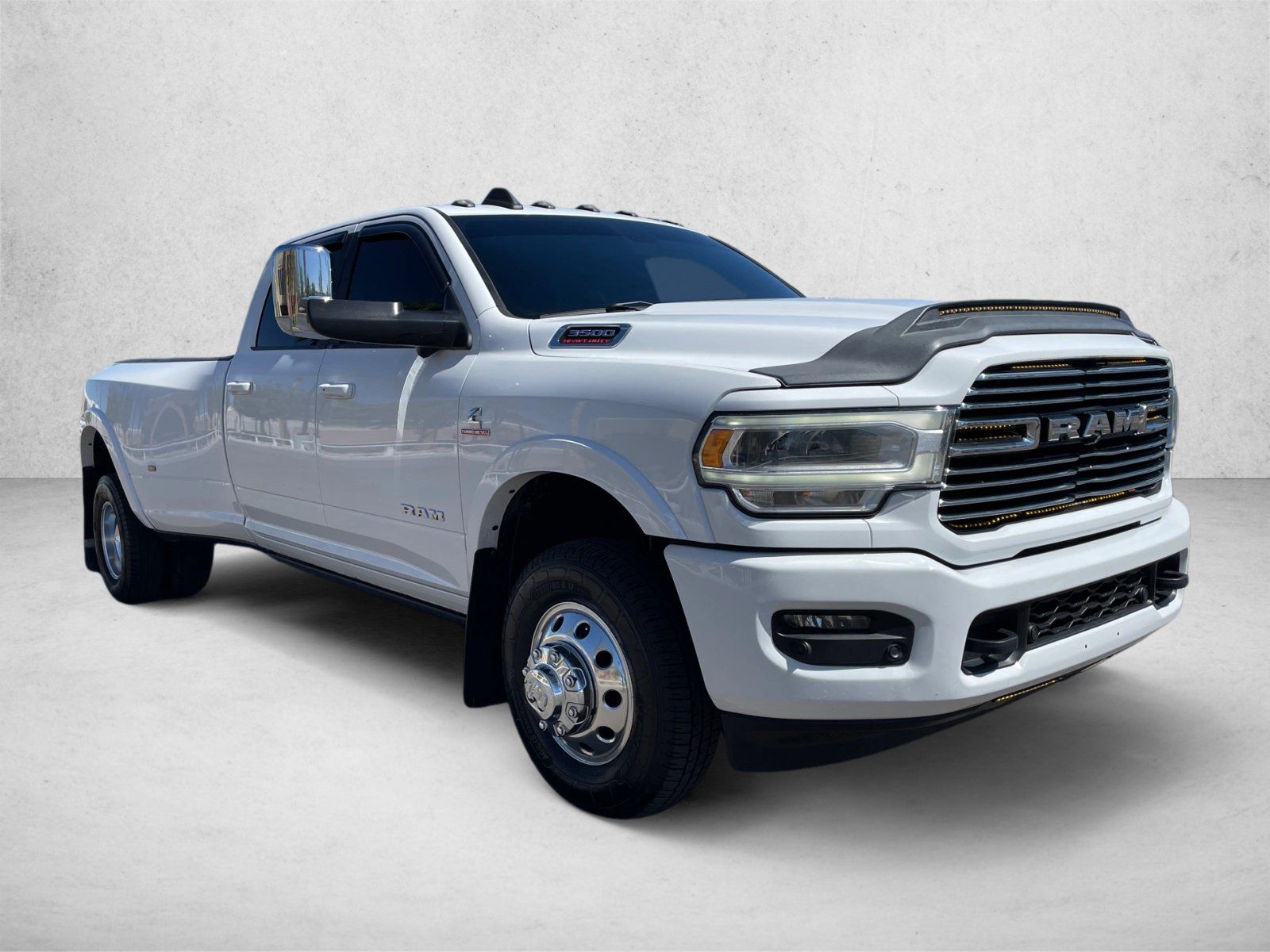 Used 2020 RAM 3500 Laramie AWD/4WD image 3