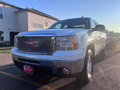 Used 2012 GMC Sierra 1500 SLE w/ Power Tech Package AWD/4WD image 2