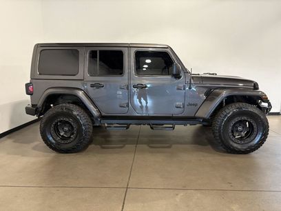 Used 2018 Jeep Wrangler Unlimited Sahara w/ Uconnect 4C Nav & Sound Group