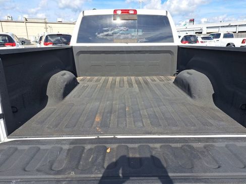 Used 2019 RAM 1500 Classic SLT image 24