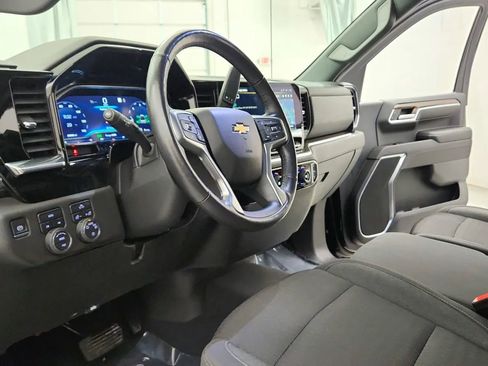 Used 2022 Chevrolet Silverado 1500 LT image 21