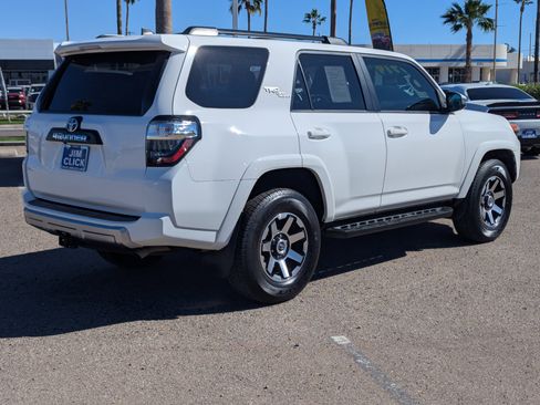 Used 2019 Toyota 4Runner TRD Off-Road Premium image 2