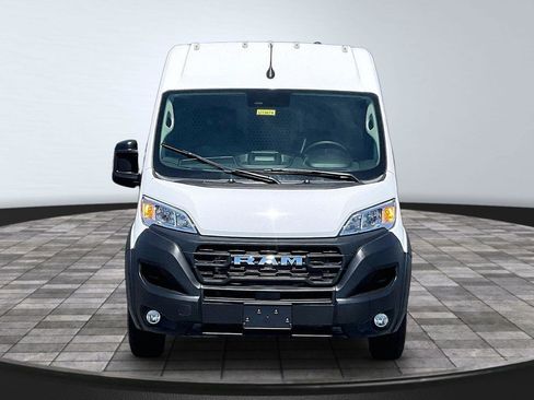 Used 2025 RAM ProMaster 2500 w/ Convenience Group FWD image 2