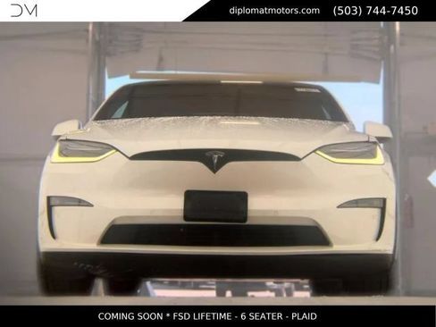 Used 2022 Tesla Model X Plaid AWD/4WD image 3