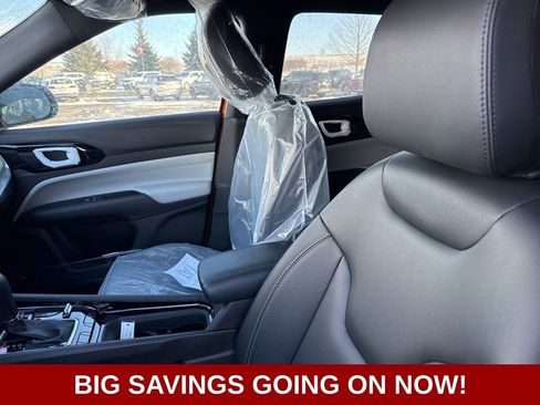 New 2026 Jeep Compass Limited w/ Sun, Sound & Navigation Group image 16